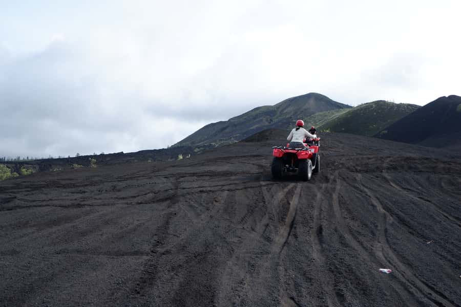 Bali: Mount Batur Quad Bike Tour and Natural Hot Springs - Lunch in the Right Place: Food, Views, and a Break From Heat