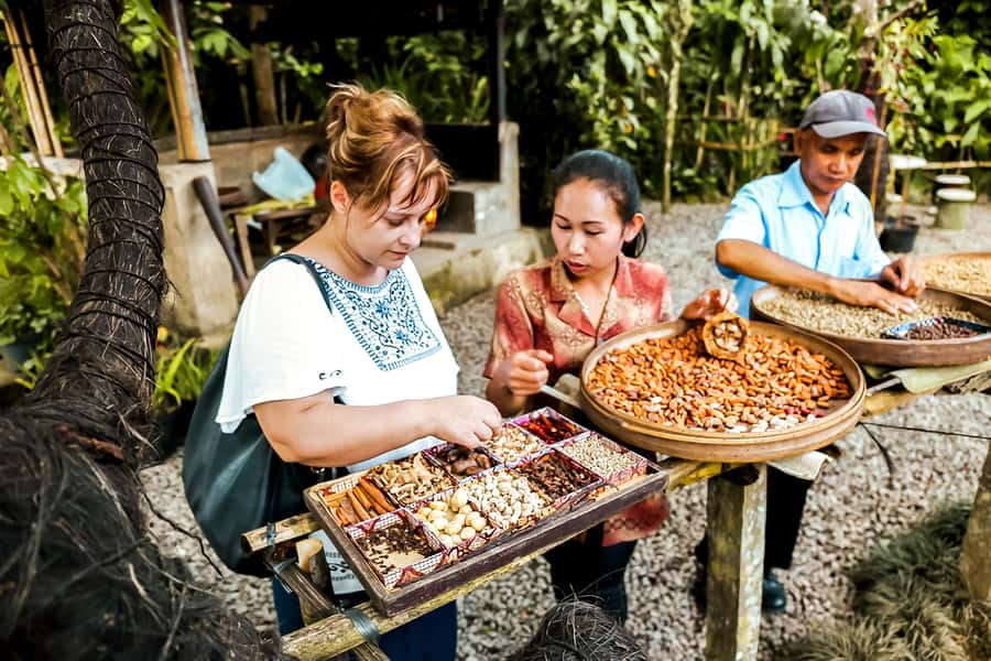 Bali: Mount Batur Sunrise Guided Hike and Natural Hot Spring - Coffee Plantation in Temen: What You’ll Actually Take Away