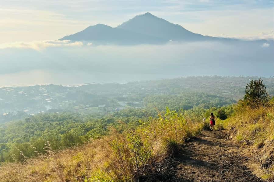 Bali: Mount Batur Sunrise Hike Including Transfer & All Cost - Summit at Sunrise: Breakfast, Views, and Photo Timing