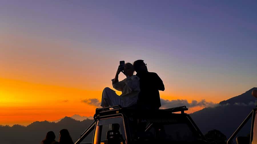 Bali: Mount Batur Sunrise Jeep Tour with Jungle Swing - Getting to the volcano: pickup zones and how the plan runs