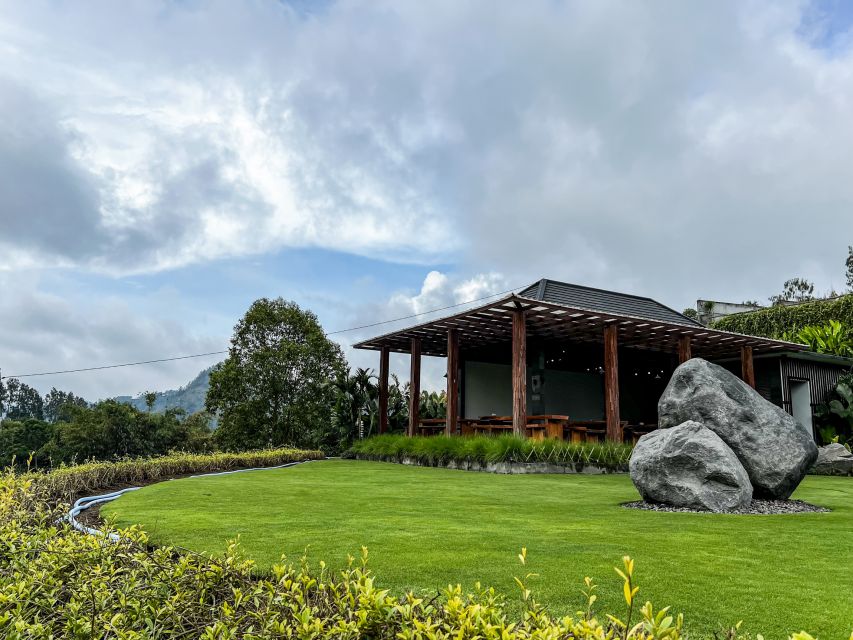 Bali: Mount Batur Sunrise Trek With Guide and Breakfast - Mt. Batur Lounge after the hike: showers and recovery
