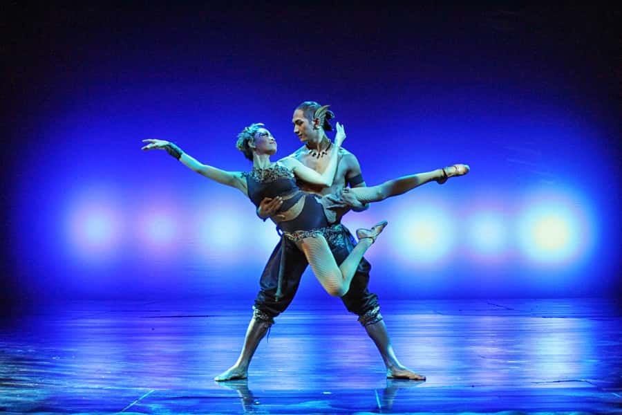 Bali Nusa Dua Theatre: Devdan Show Tickets - The Devdan show journey: from Sumatra to Papua in dance and costume
