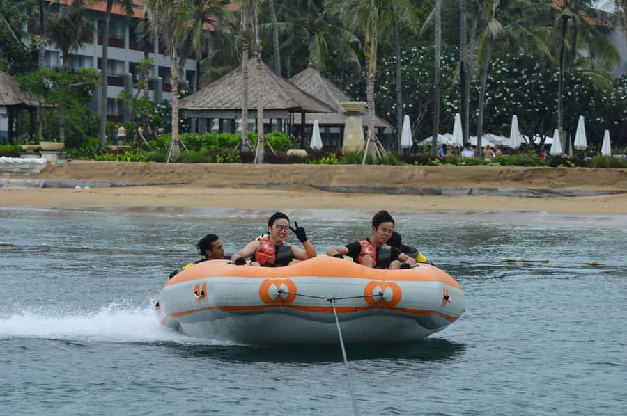 Bali: Nusa Dua Watersports Fun Package - Parasailing in Nusa Dua: the bird-in-the-air payoff
