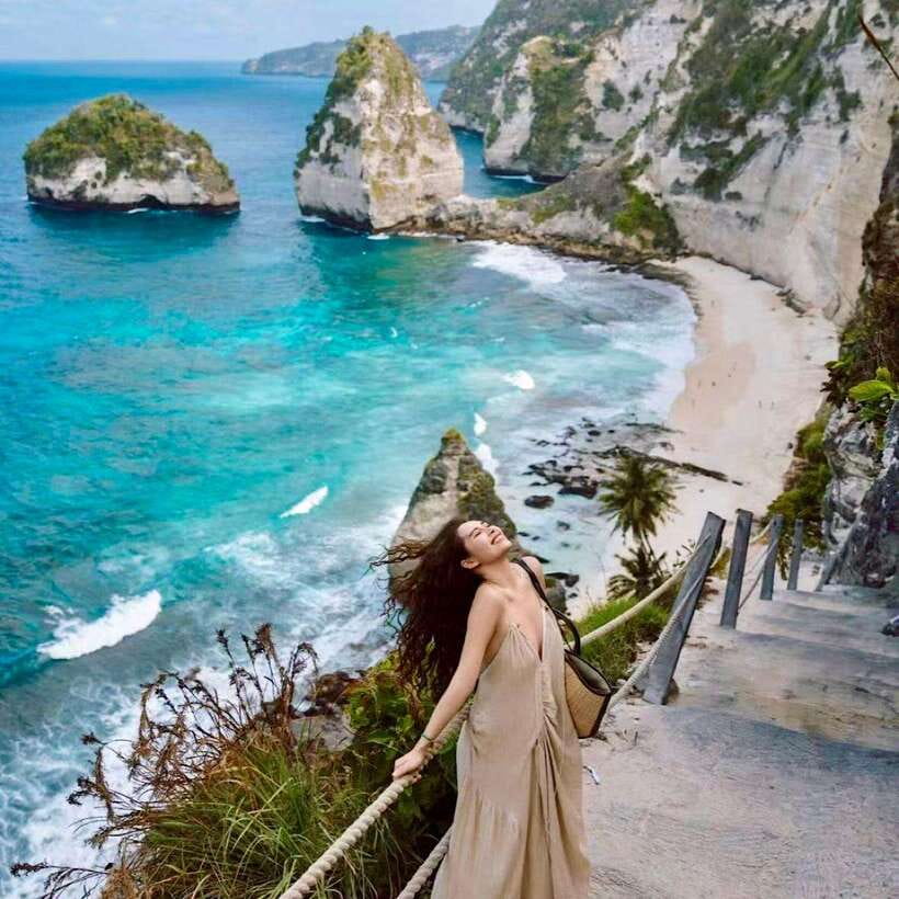 Bali: Nusa Penida East and West All-Inclusive Best Tour - Entering West Nusa Penida: Kelingking Beach first for a reason