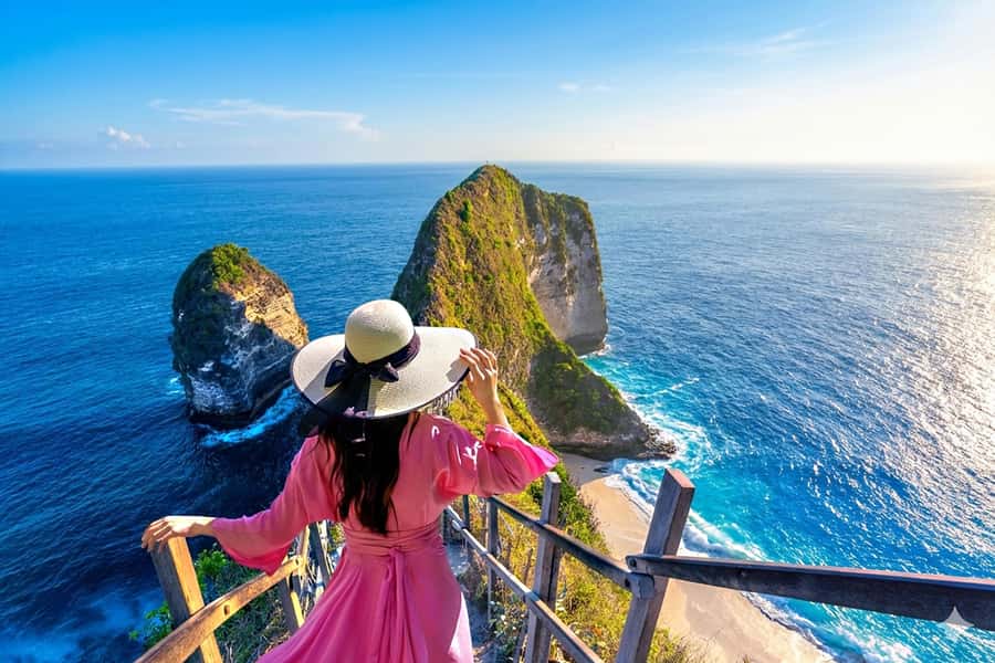 Bali/Nusa Penida: East & West Highlights Full-Day Tour - Getting there: pickup timing, the fast boat, and what the day feels like