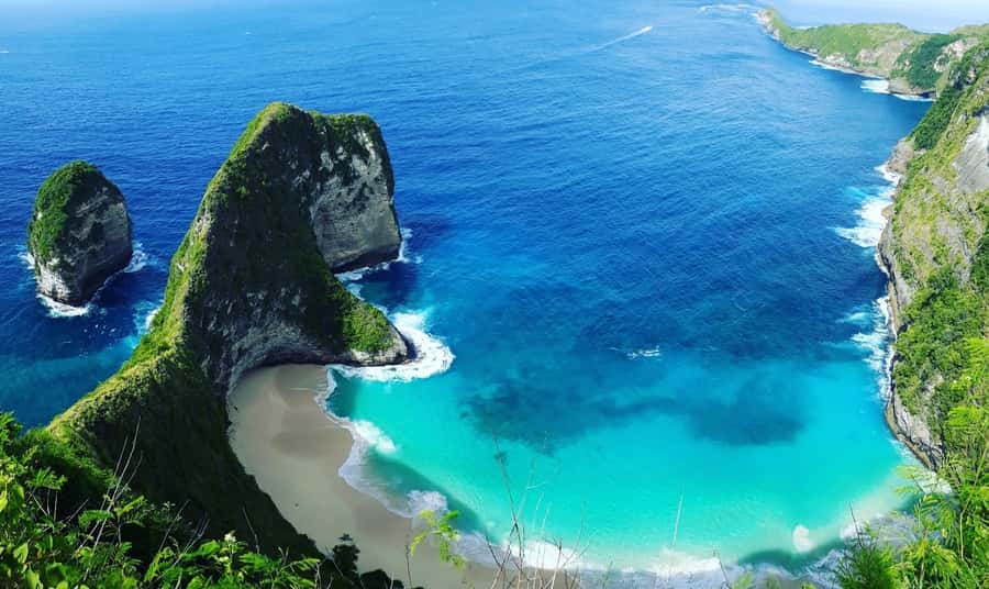 Bali/Nusa Penida: East & West Highlights Full-Day Tour - Angel’s Billabong: natural rock shapes and safe photo time