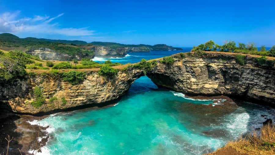 Bali: Nusa Penida Private Customizable Full-Day Guided Tour - Kelingking and the west-side cliff circuit (what you can actually do)
