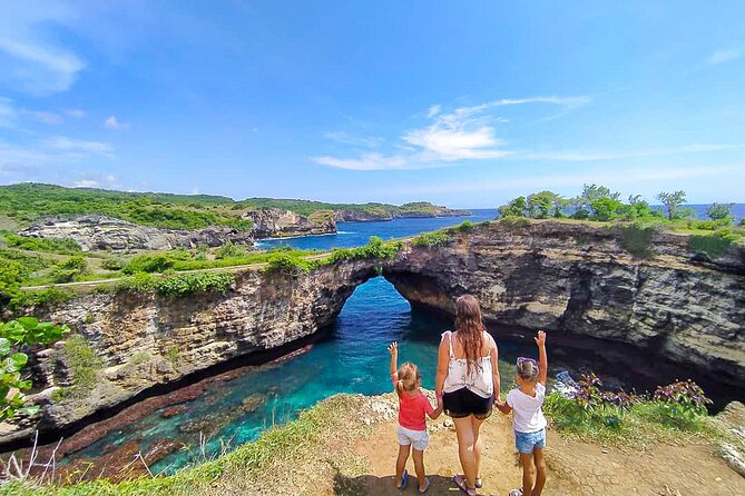 Bali-Nusa Penida. West Part. Private car. All-inclusive - Timing, Car Time, and the 10-Minute Photo Trap