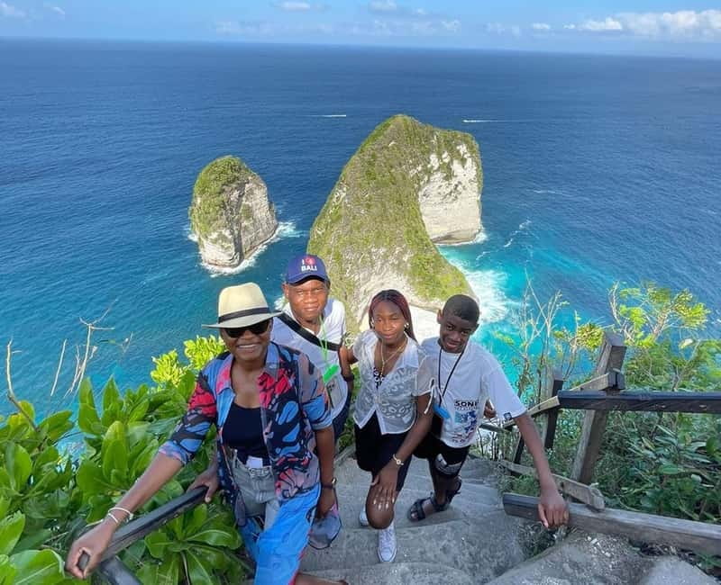 Bali: One Day Trip Nusa Penida with All Inclusive - Guide + Photography Help: why this feels better than DIY