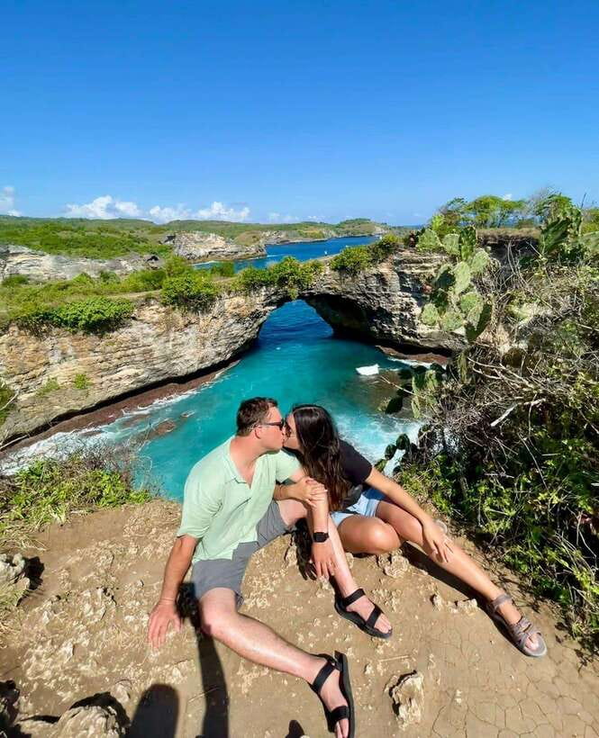 Bali: One Day Trip Nusa Penida with All Inclusive - Pasih Uug Beach (Broken Beach): the first big viewpoint stop