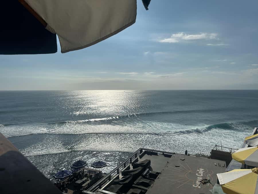 Bali: Padang Beach, Uluwatu Kecak Fire Dance, & Suluban Tour - The guides: where the experience often goes from good to great