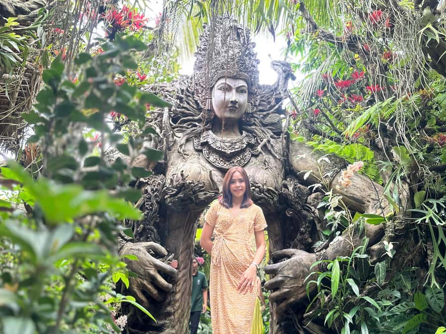 Bali: Penglipuran Village, Tirta Empul & Ubud All Incusive - Sari Timbul Sport Photo in Kedisan: Swings, Hammocks, and Water Views