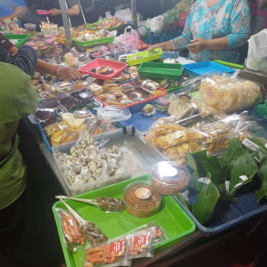 Bali: Penglipuran Village, Waterfall, and Night Market Tour - Pasar Gianyar night market: snacks, variety, and a practical end to the day
