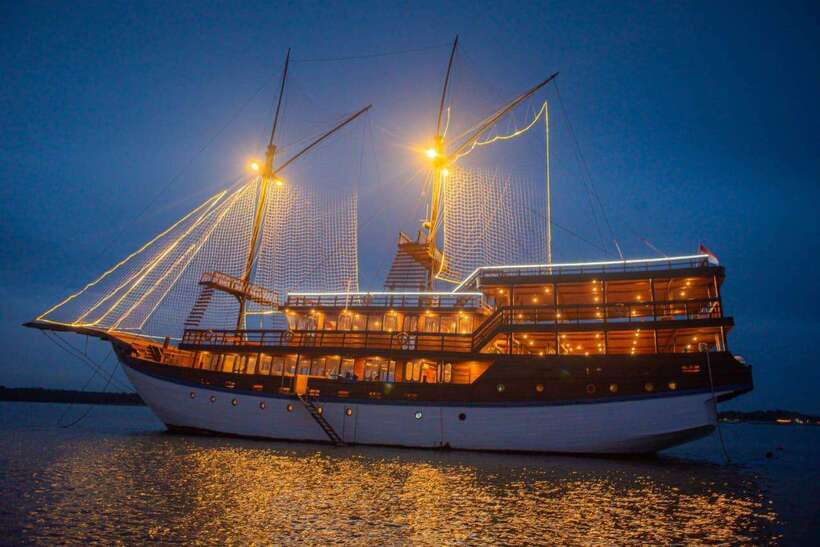 Bali Phinisi Cruise: Sunset Dinner with Live Music & Buffet - Key highlights at a glance