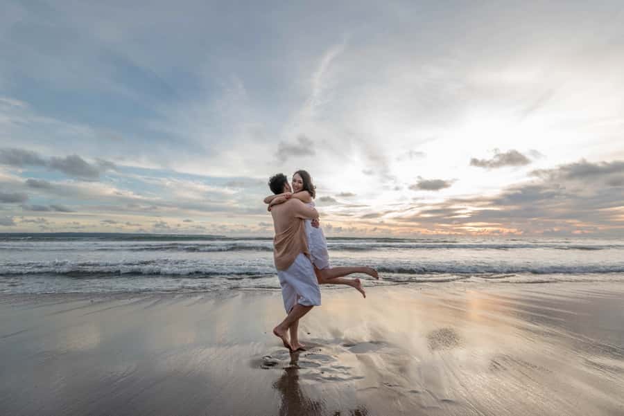 Bali: Photo Shoot with a Private Vacation Photographer - Why this beats the usual Bali selfie plan