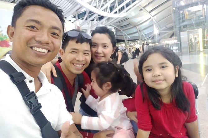 Bali Private arrival airport transfer - Finding your driver at Ngurah Rai without playing taxi roulette