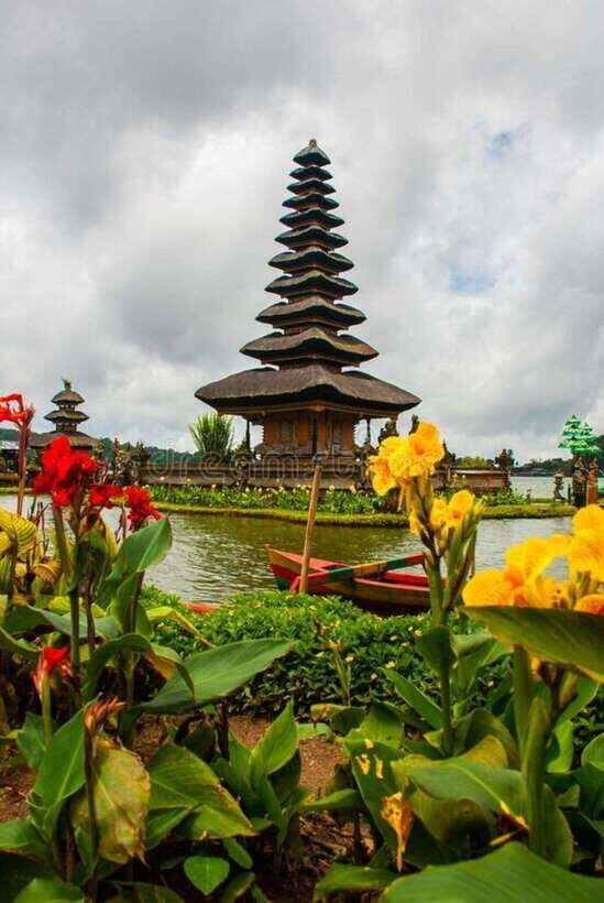 Bali: Private Car Charter with English's speaking driver - How this private Bali car charter actually feels day-of