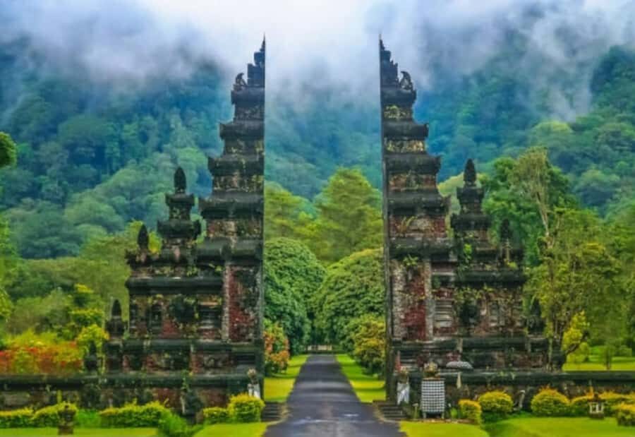 Bali Private Custom Tour – Full-Day Driver Guide (10H) - Getting Picked Up (and Dropped Off) from Multiple Bali Regions