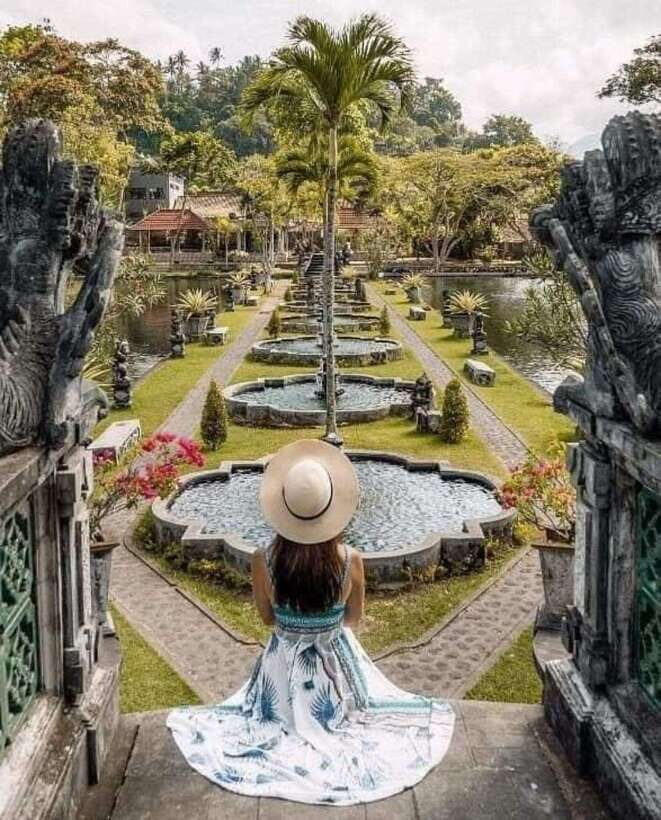 Bali: Private Customizable Full Day Trip - English-speaking guide time: what you gain beyond directions