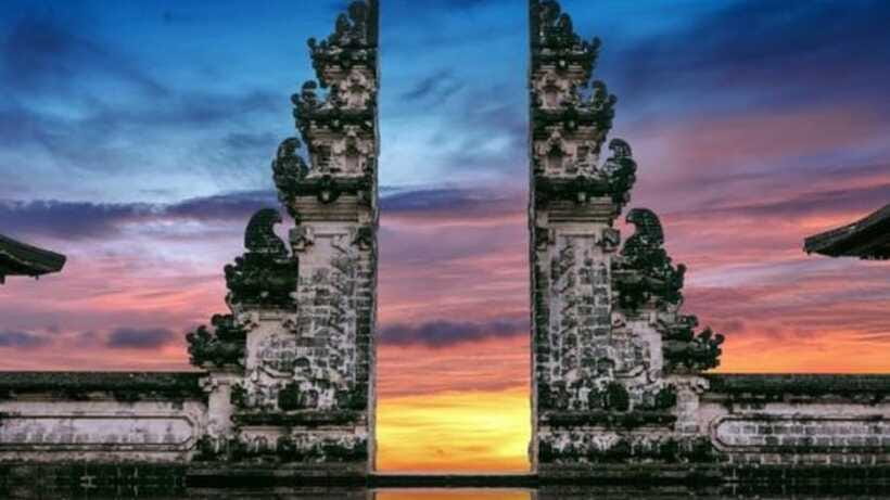 Bali: Private Instagram Tour - Tirta Gangga: the former royal water palace for calm photos