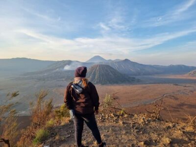 Bali: Private Mount Bromo and Mount Ijen 3-Day Tour - Ijen blue flames: the 2 a.m. plan and what you’ll need for the crater