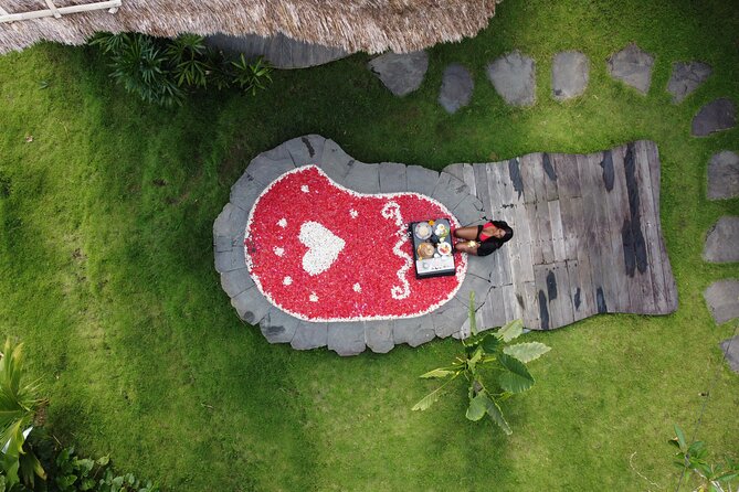 Bali Private Photographer & Drone - Why this Ubud photo shoot feels different than random selfies