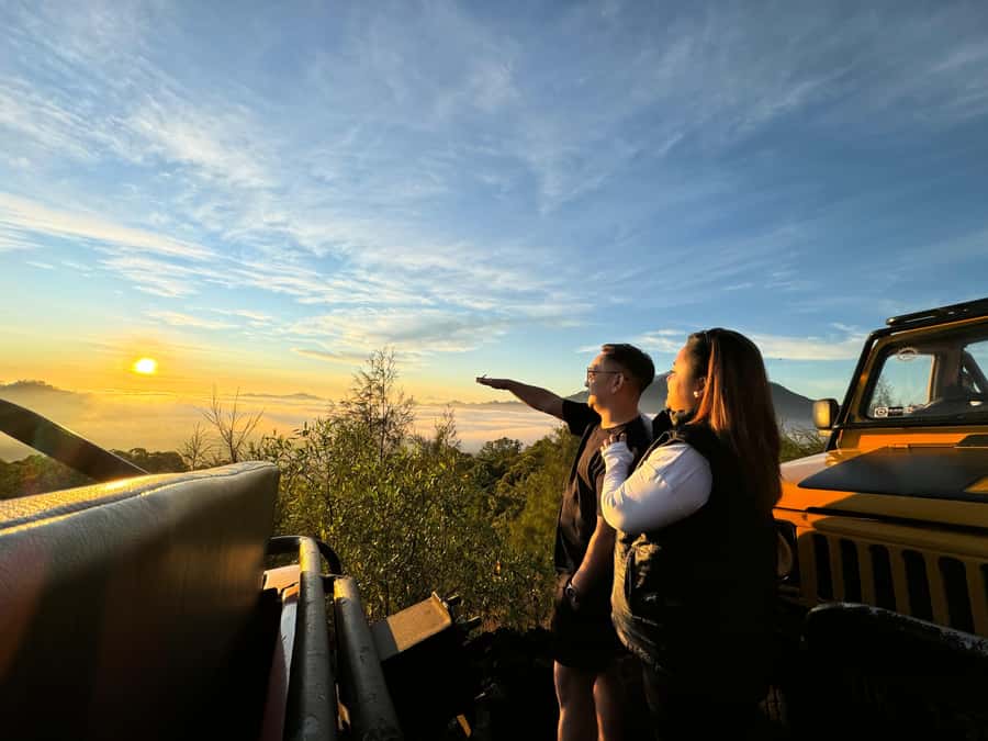 Bali : Private Sunrise Jeep Tour and Hot Spring All Include - Key Points at a Glance