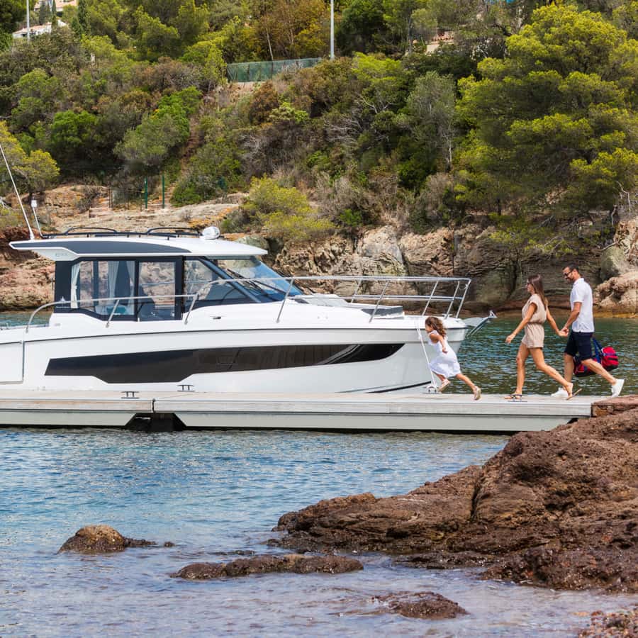Bali: Private Sunset Yacht for Party & Birthday - Food, drinks, and music: what’s included, what you should plan for