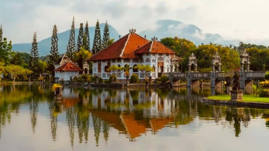 Bali: Private Tour to Lempuyang Temple, Tirta Gangga, and … - Key highlights worth your attention