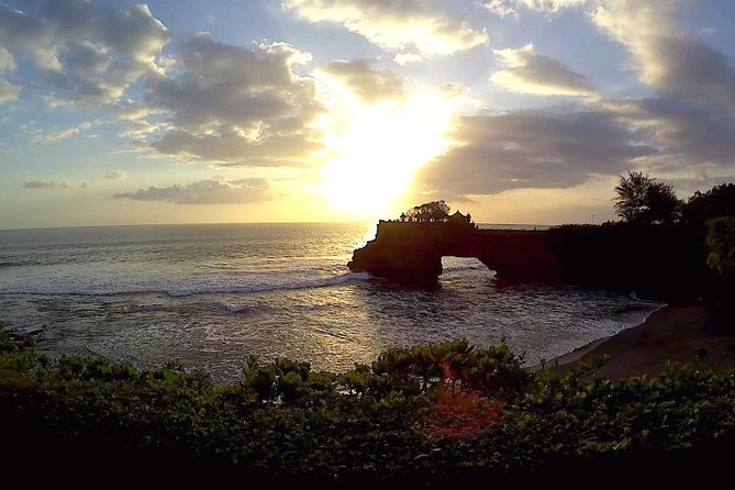 Bali Private Tour: Ulun danu Temple, Iconic Handara Gate & Tanah lot sunset. - About the Monkey-Forest Temple (Alas Kedaton) and How to Confirm It