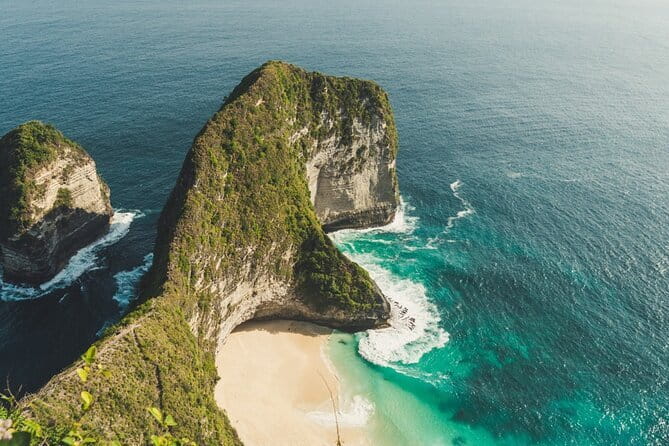 Bali Private Tour Waterfall with Tanah Lot Temple - Your guide can make or break the experience