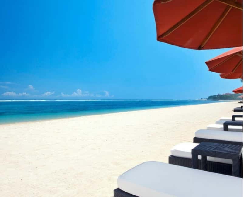 Bali: Private trip Nusa Dua Area, GWK, Jimbaran, and Uluwatu - Jimbaran Beach Sunset and Dinner: Beach Views Plus Performance