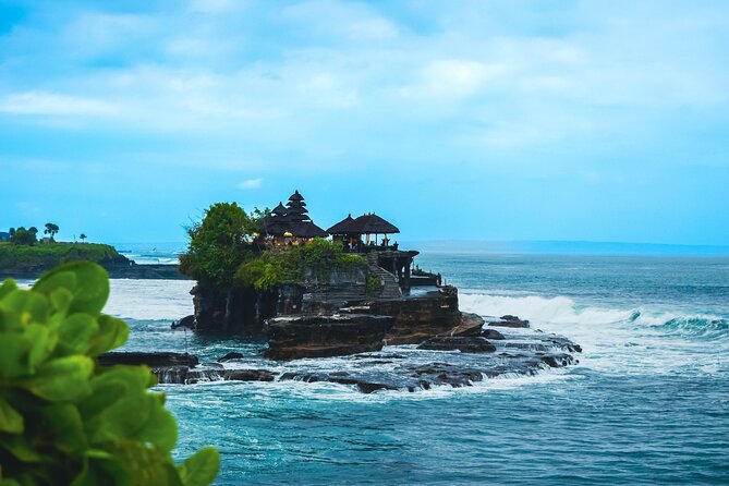 Bali Pura Taman Ayun Temple, Monkey Forest & Tanah Lot Excursion - Sangeh Monkey Forest: Up close with macaques, plus the sales pressure