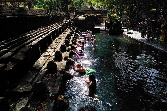Bali Purification Ritual - Tirta Empul Purification: The real experience is the ritual flow