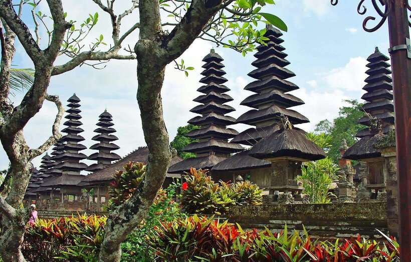 Bali: Purification Ritual at Taman Beji Griya - Logistics that matter: timing, what to pack, and what to expect