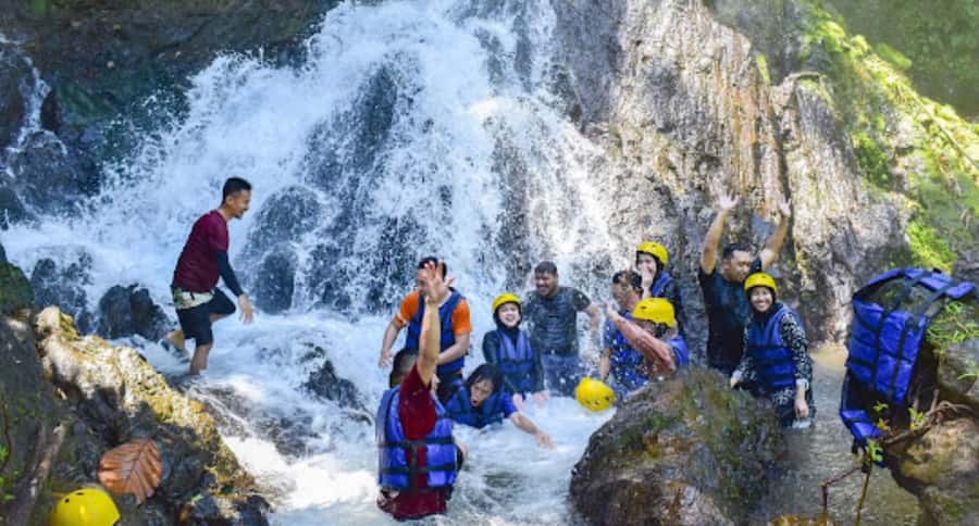 Bali Rafting: River Rafting with Zipline Down to the River - After the rapids: lunch, showers, and small comforts that count