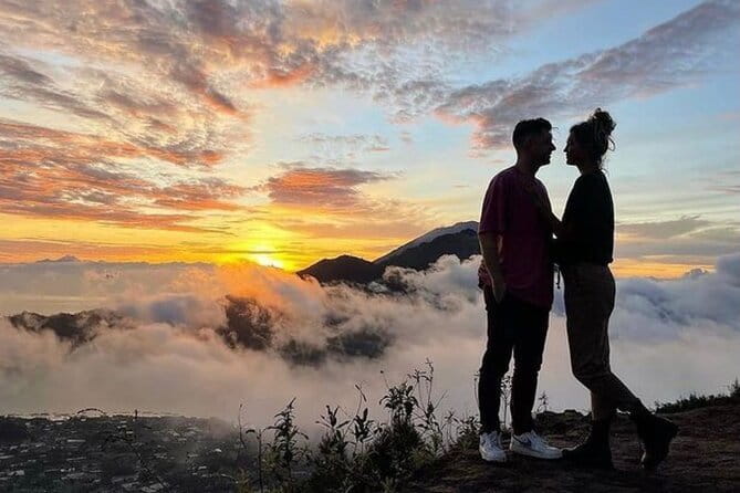 Bali Rainforest Hiking With Canoeing And Waterfall Adventure - Ulun Danu Tamblingan Temple: a scenic pause with real meaning