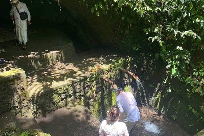 bali sacred natural healing with Priest. - Stop 3: Uma Pakel Agro Tourism for Coffee, Herbal Tea, and Photo Fun