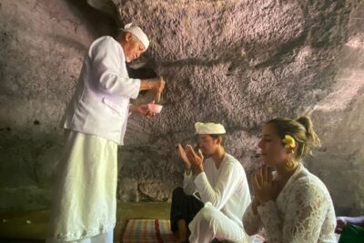 bali sacred natural healing with Priest. - Stop 2: Tegalalang Rice Terrace Lunch with Balinese Traditional Food