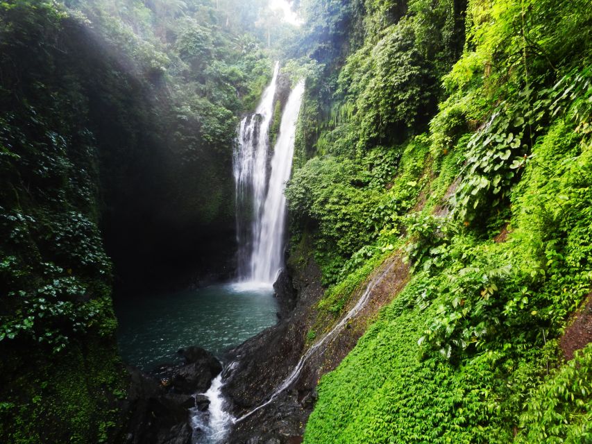 Bali: Sambangan Waterfalls Trekking, Sliding, & Jumping Trip - Twin Waterfalls: Jump Options at 10 Meters
