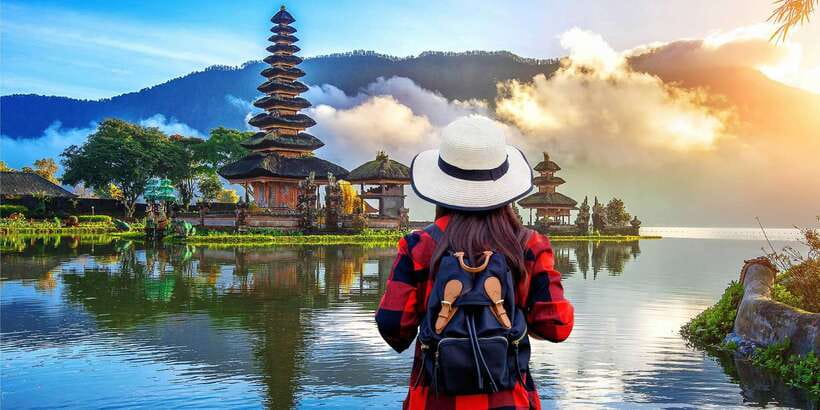 Bali: Secret Garden, Ulun Danu Temple and Waterfall Tour - Early Pickup and Mountain Drive: Getting Out of the Kuta Bubble