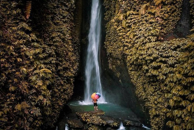 Bali Secret Waterfall Tour - Private and All-Inclusive - Jatiluwih Rice Terraces and Ulun Danu Beratan Temple: the cultural breath