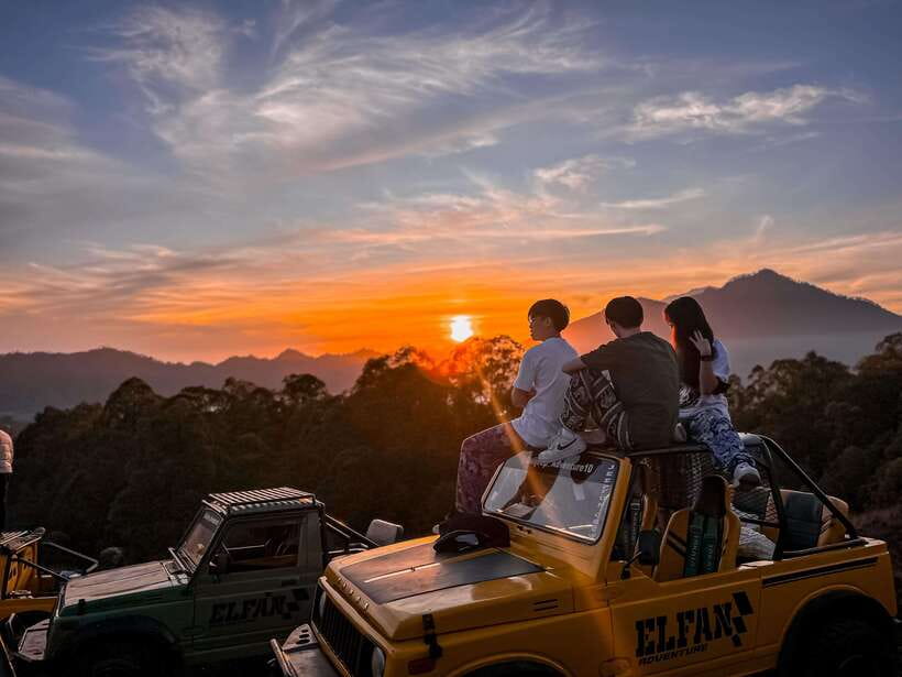 Bali: Shared Mount Batur Jeep Sunrise with Hot Springs - Kintamani area entry and your guide’s cultural context