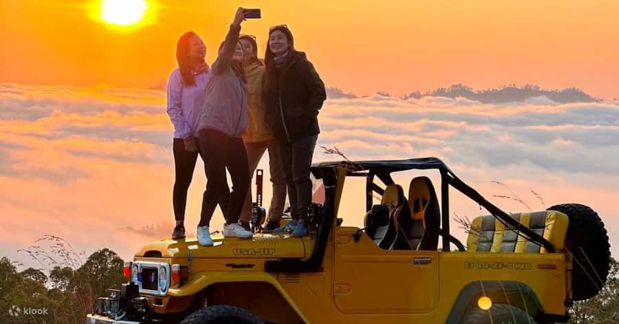 Bali: Shared Mount Batur Sunrise Jeep Tour with Hot Springs - Sunrise viewpoint reality check: clouds, crowds, and photo help