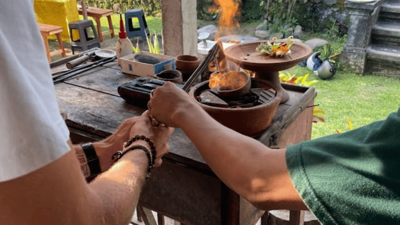 Bali: Sidemen Jewelry Silver Class with 7 Gram of Silver - Choosing your ring design in Sidemen (and how you make it yours)