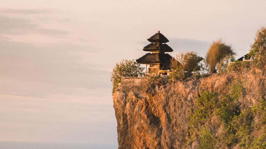 Bali: Sunset Uluwatu Temple & Kecak Fire Dance Private Tour - Jimbaran Beach after the show: your dinner window