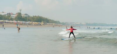 Bali: Surfing Lesson at Legian Beach by Tio Surf - Meeting in Kuta and the short safety briefing that saves your day