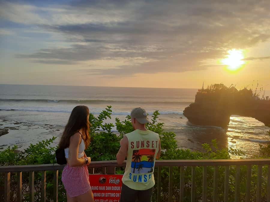 Bali: Taman Ayun and Tanah Lot Temple - Guides and Value: Why Private Feels Worth It