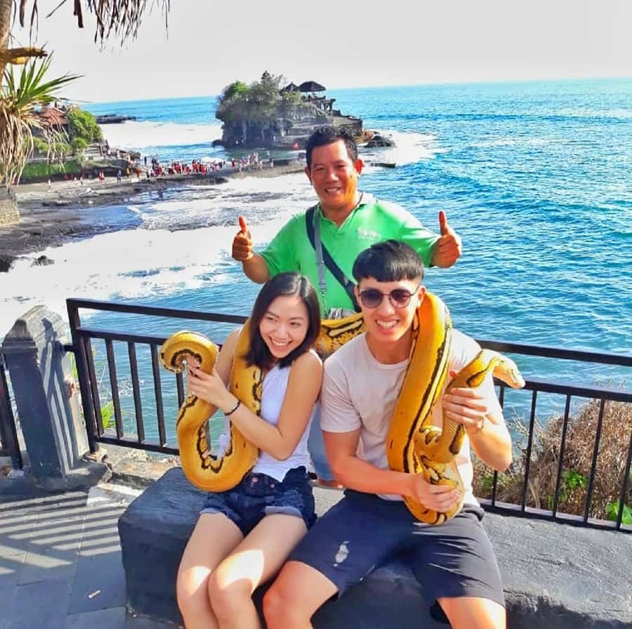 Bali: Tanah Lot Temple Half Day Sunset Tour - Markets and snacks nearby: what to do with the extra time