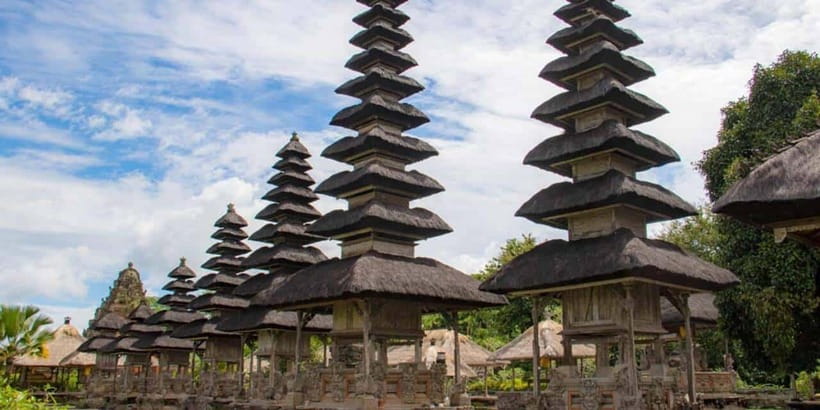 Bali: Tanah Lot Temple Sunset Kecak & Fire Dance Show Ticket - How Getting There Works (And Why It Affects Your Enjoyment)